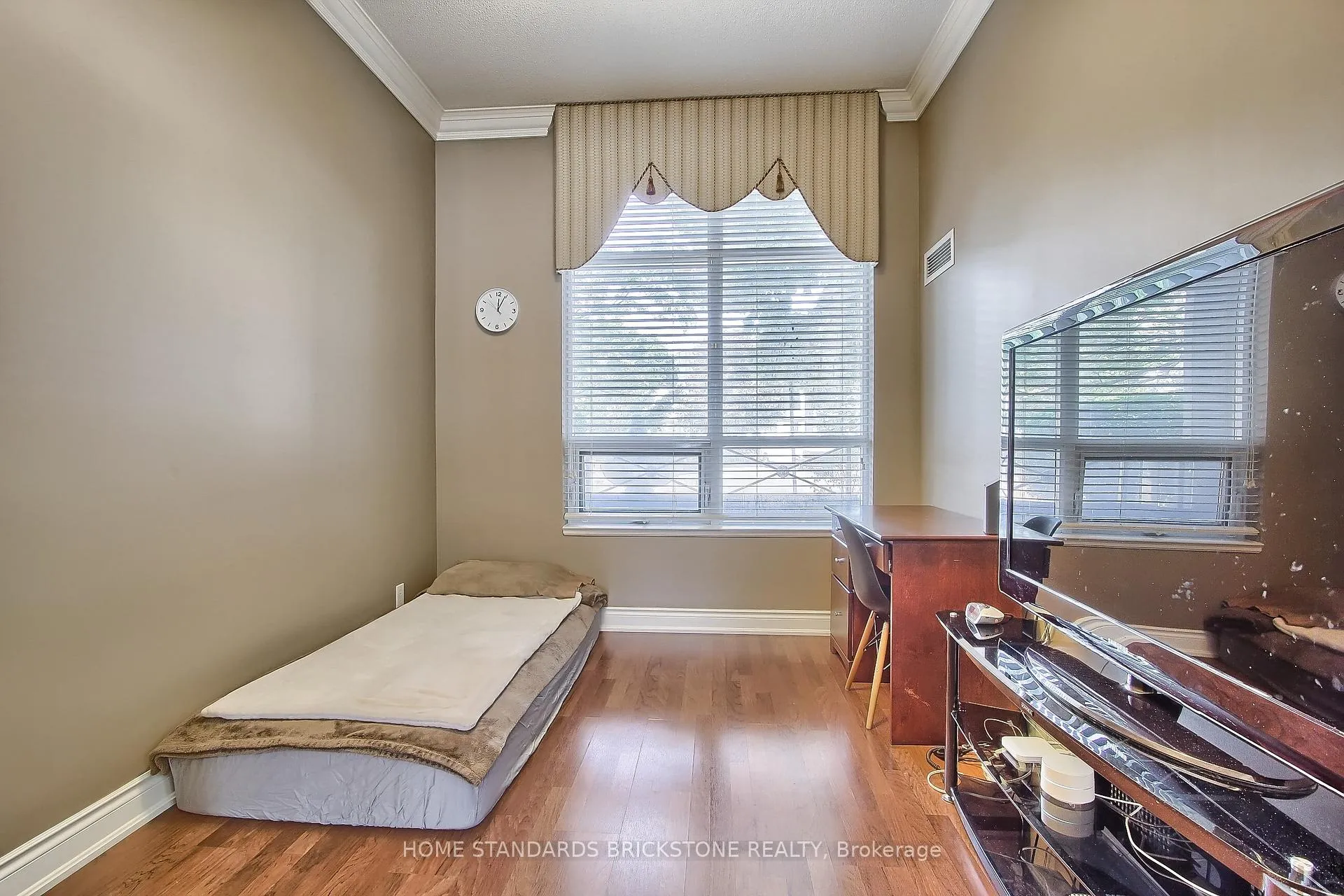 Photo 17 of Unit 115, 9225 Jane Street, Vaughan, Maple — HOMEH