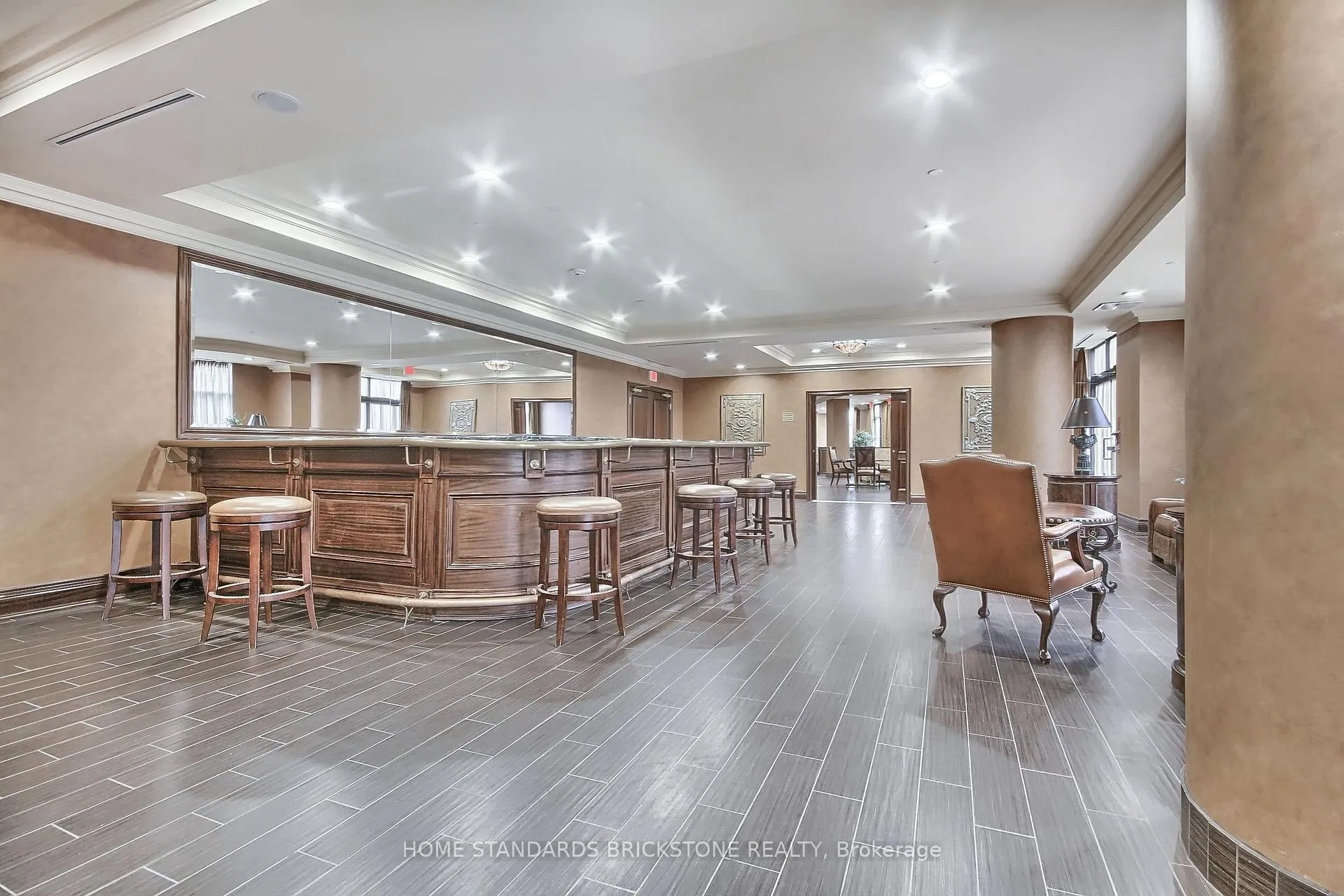Photo 29 of Unit 115, 9225 Jane Street, Vaughan, Maple — HOMEH