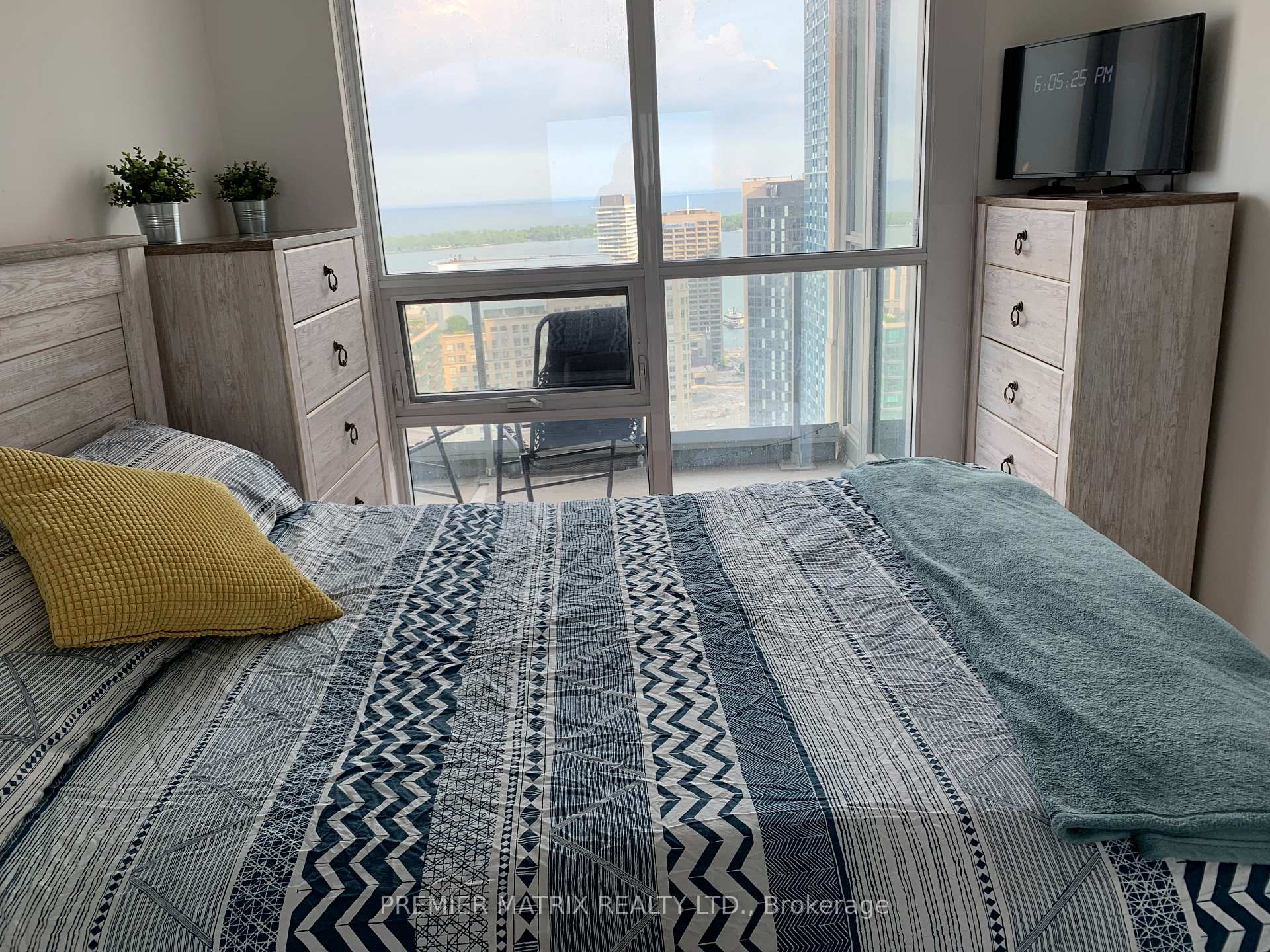Photo 12 of Unit 3508, 88 Scott Street, Toronto, Church-Yonge Corridor — HOMEH