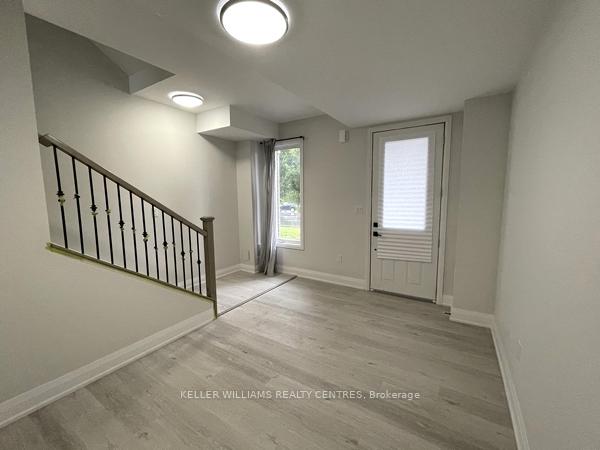 Photo 4 of 442 Veterans Drive, Barrie, Holly — HOMEH