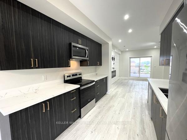 Photo 10 of 442 Veterans Drive, Barrie, Holly — HOMEH