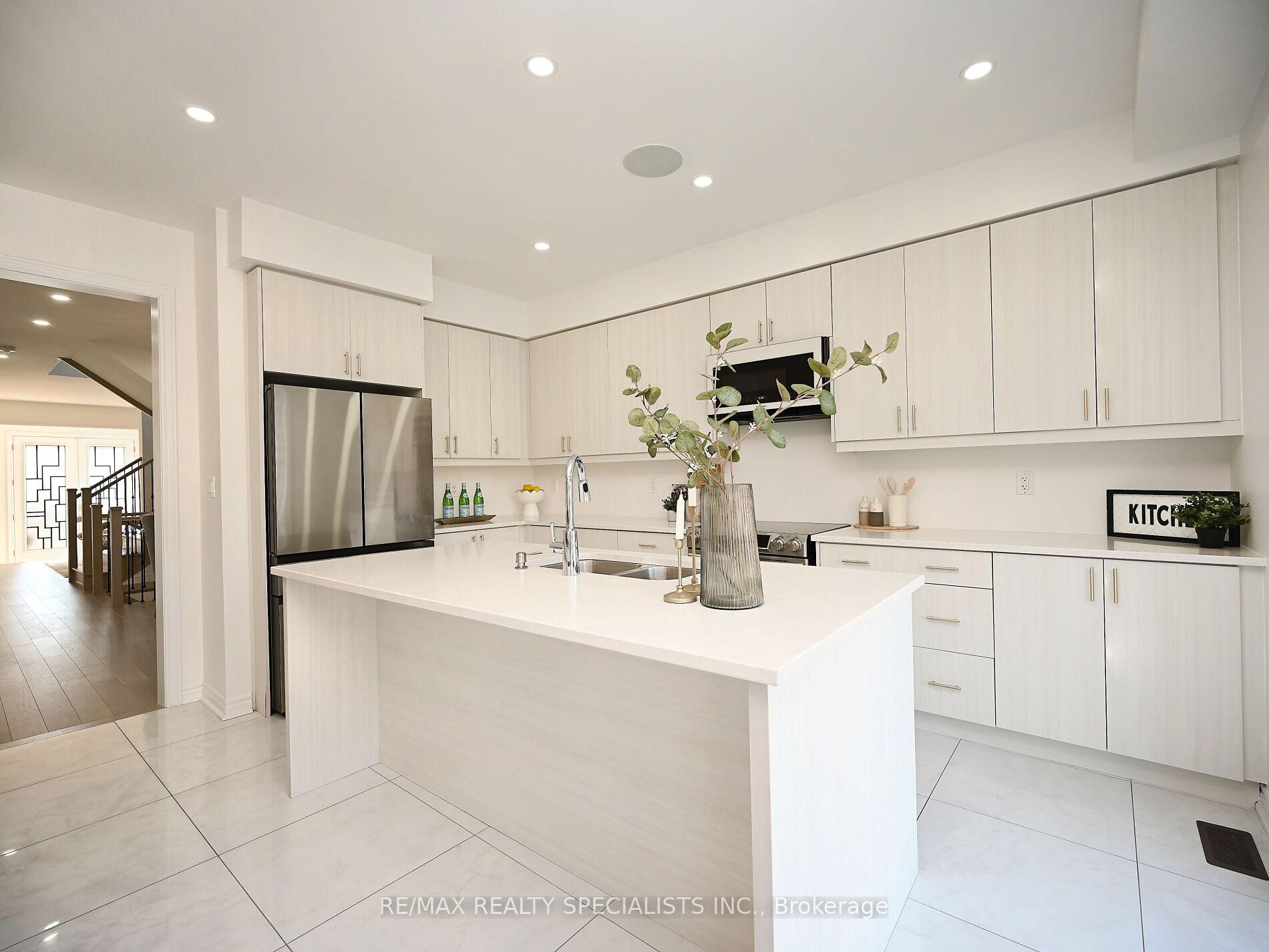 Photo 19 of 41 Calabria Drive, Caledon, Rural Caledon — HOMEH