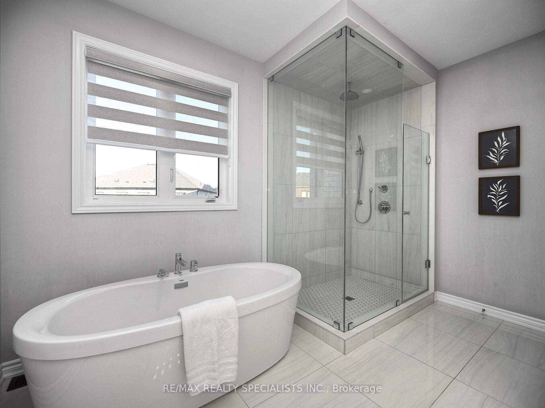 Photo 35 of 41 Calabria Drive, Caledon, Rural Caledon — HOMEH