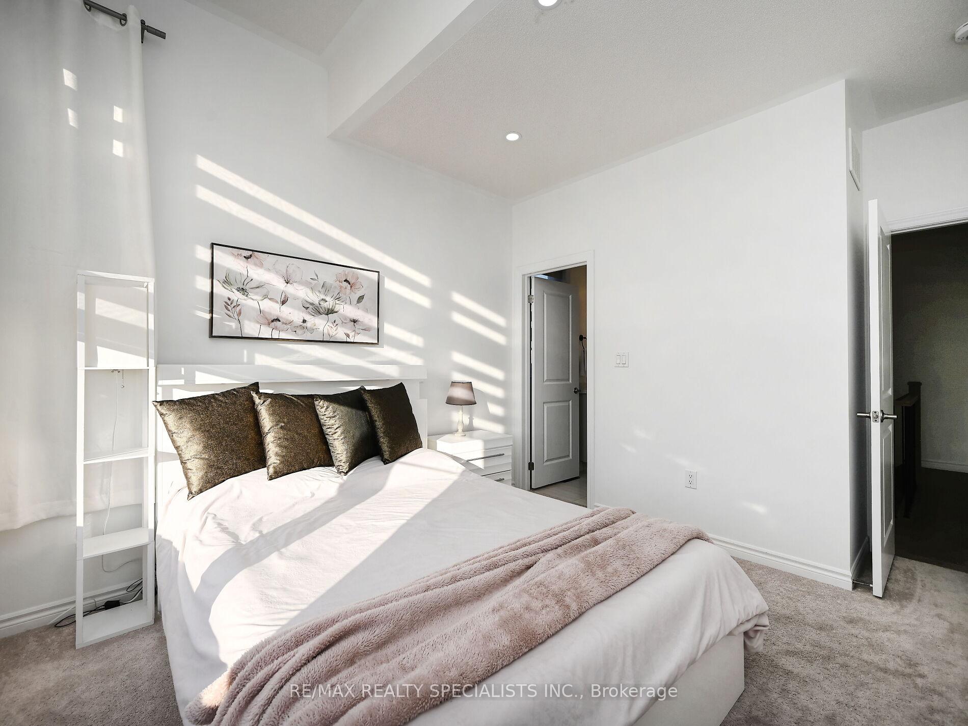Photo 42 of 41 Calabria Drive, Caledon, Rural Caledon — HOMEH