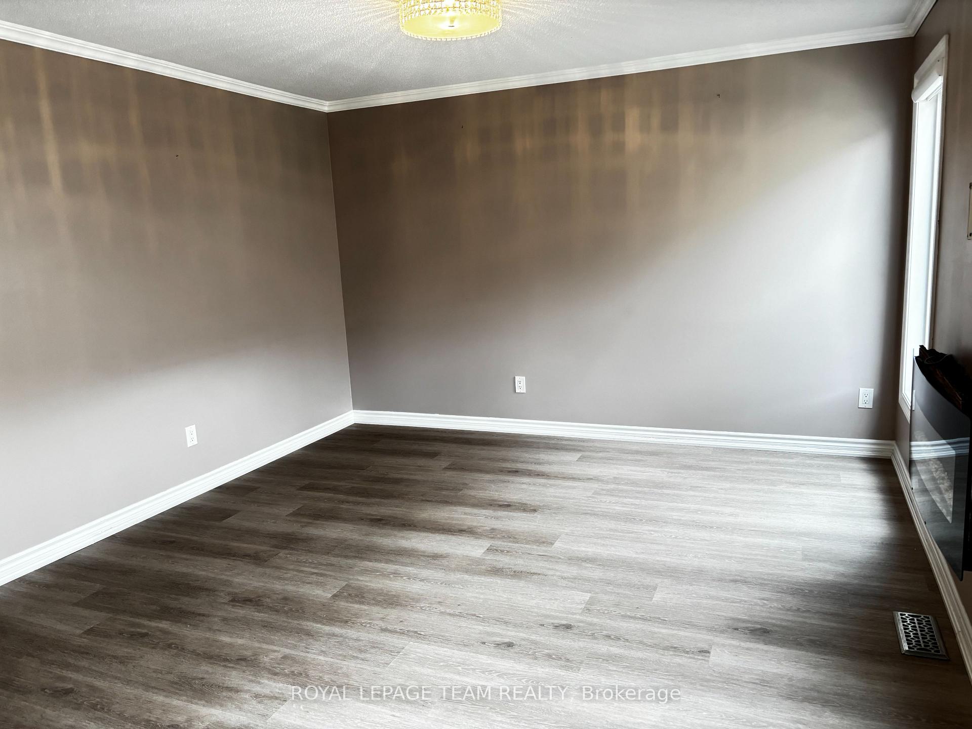 Photo 13 of 420 Meadowhawk Crescent, Ottawa, Barrhaven - Half Moon Bay — HOMEH