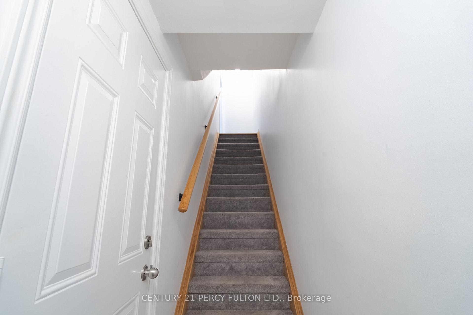 Photo 3 of Unit 252, 1724 Grenwich Glen, Pickering, Duffin Heights — HOMEH