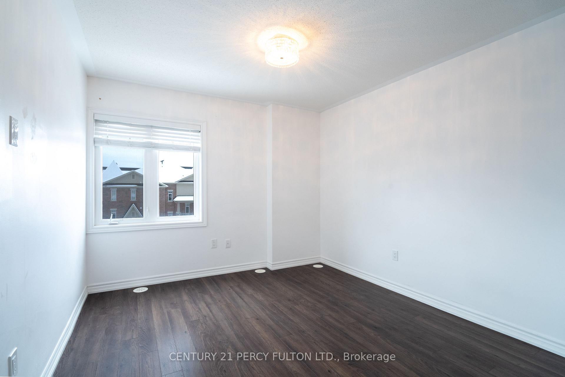 Photo 9 of Unit 252, 1724 Grenwich Glen, Pickering, Duffin Heights — HOMEH