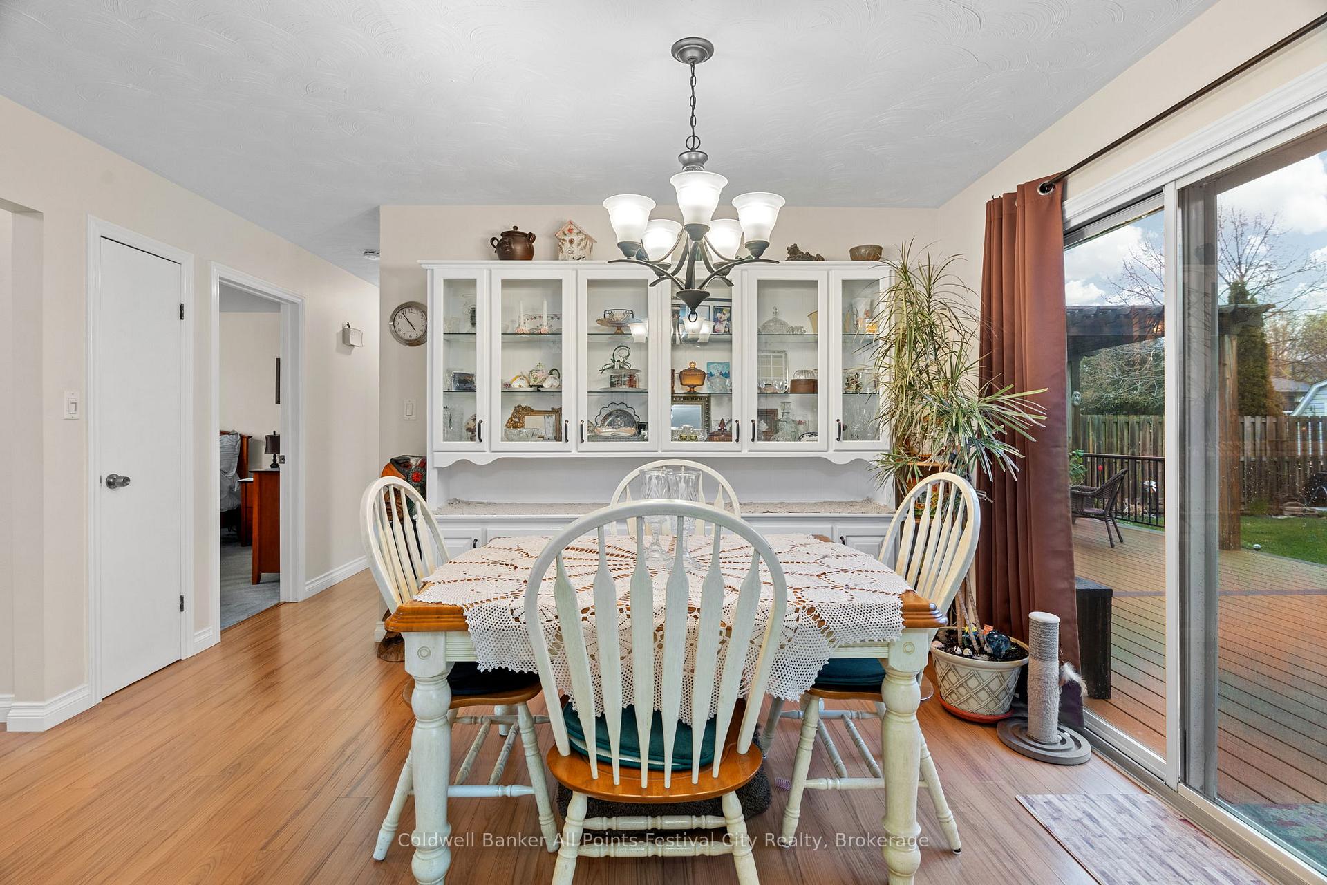 Photo 13 of 339 Suncoast Drive W, Goderich, Goderich (Town) — HOMEH