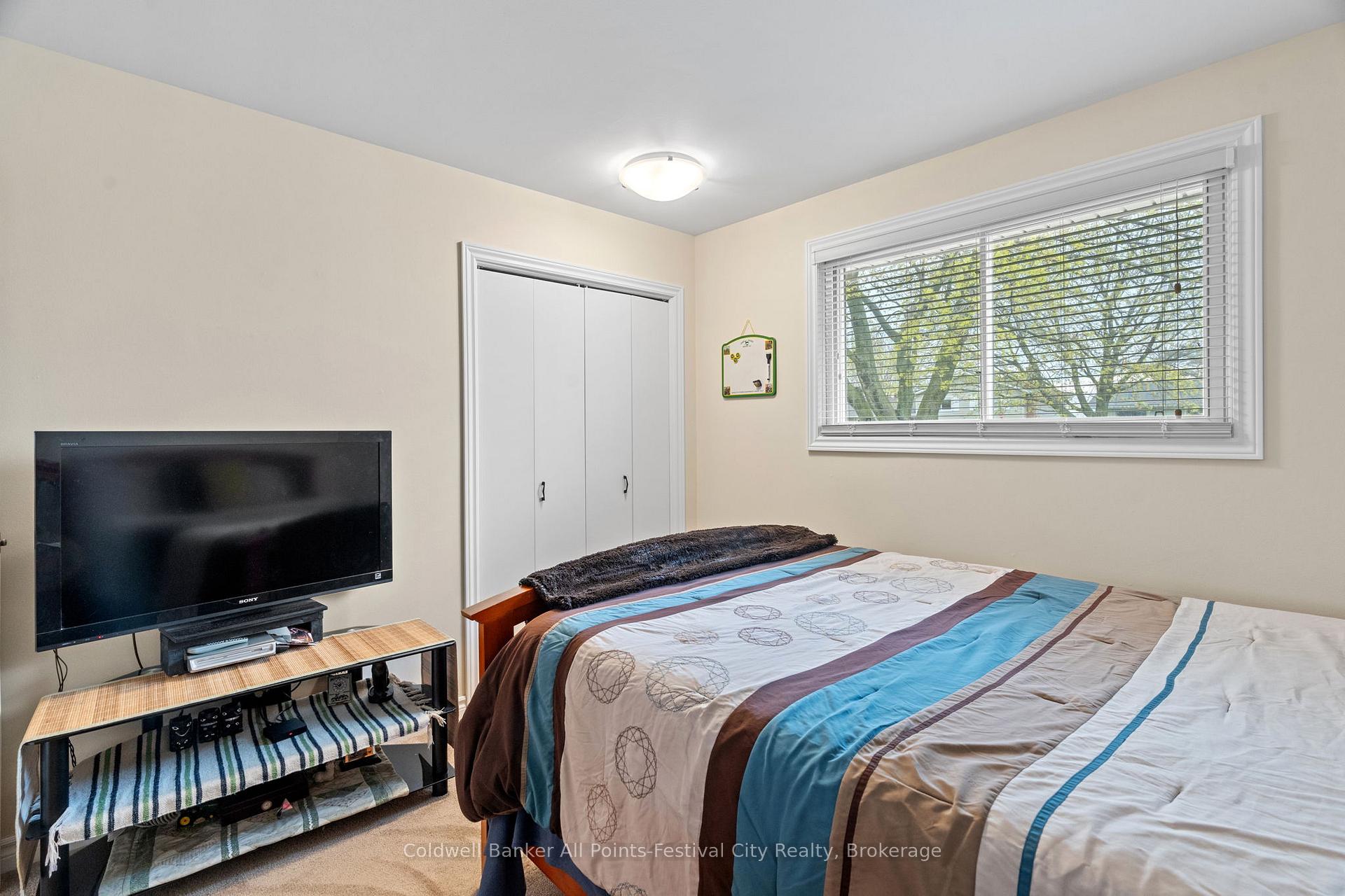 Photo 16 of 339 Suncoast Drive W, Goderich, Goderich (Town) — HOMEH