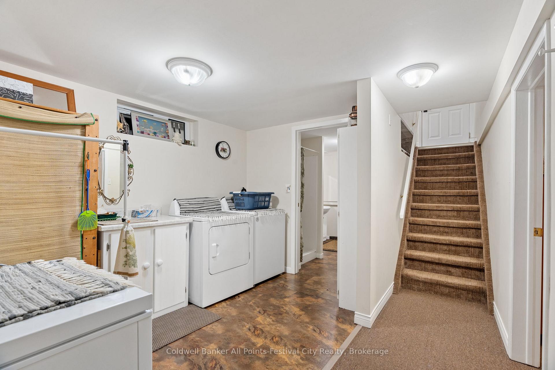 Photo 21 of 339 Suncoast Drive W, Goderich, Goderich (Town) — HOMEH