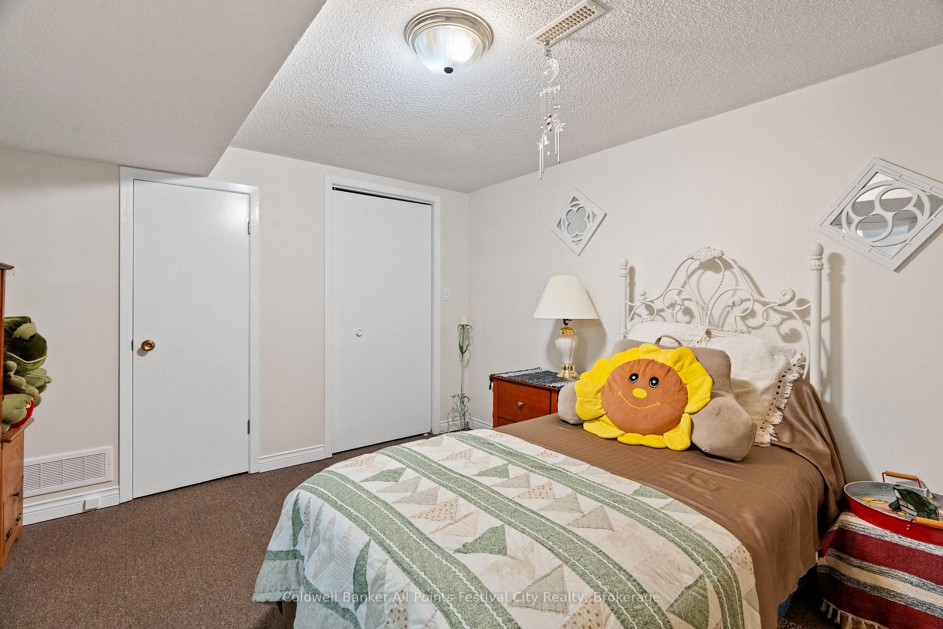 Photo 25 of 339 Suncoast Drive W, Goderich, Goderich (Town) — HOMEH