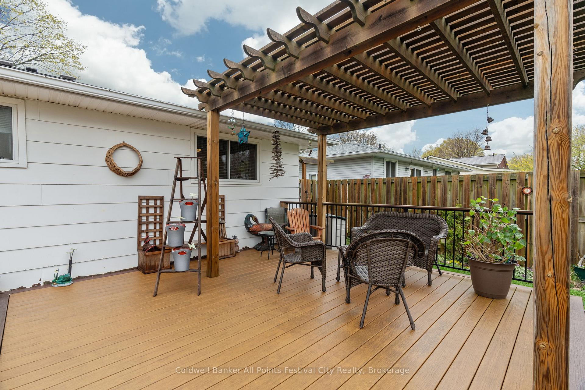 Photo 34 of 339 Suncoast Drive W, Goderich, Goderich (Town) — HOMEH