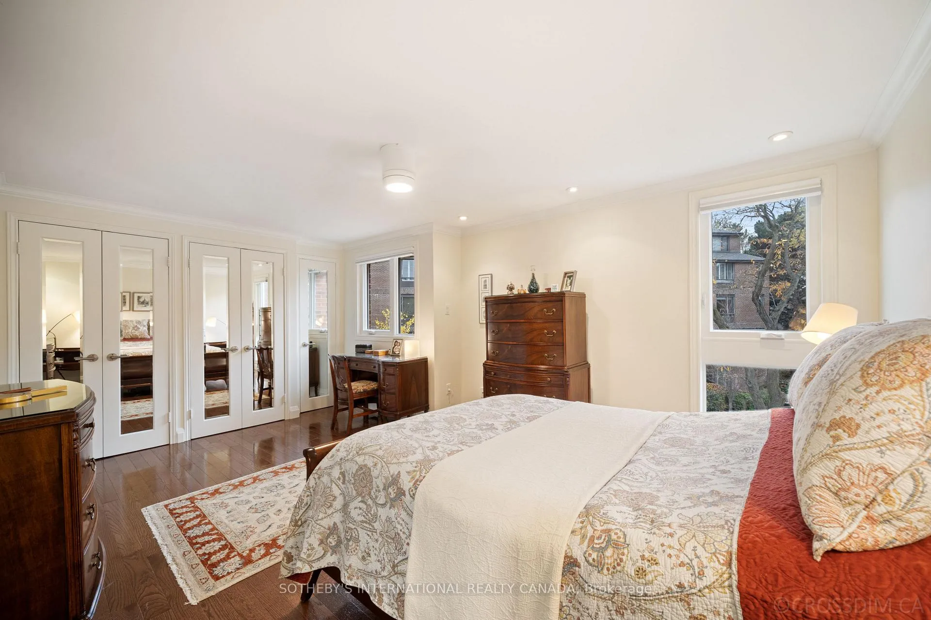 Photo 12 of 37 Sylvan Valleyway, Toronto, Bedford Park-Nortown — HOMEH