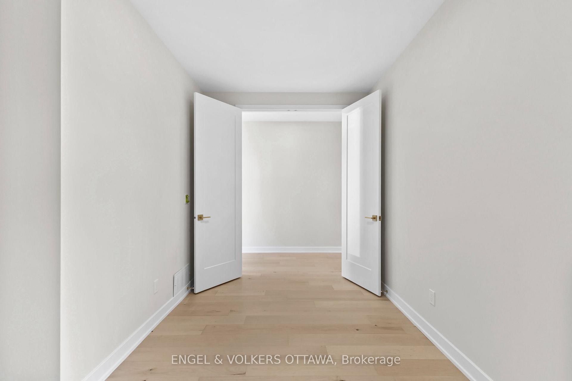 Photo 5 of 48 Mcnaughton Avenue, Ottawa, Ottawa East — HOMEH