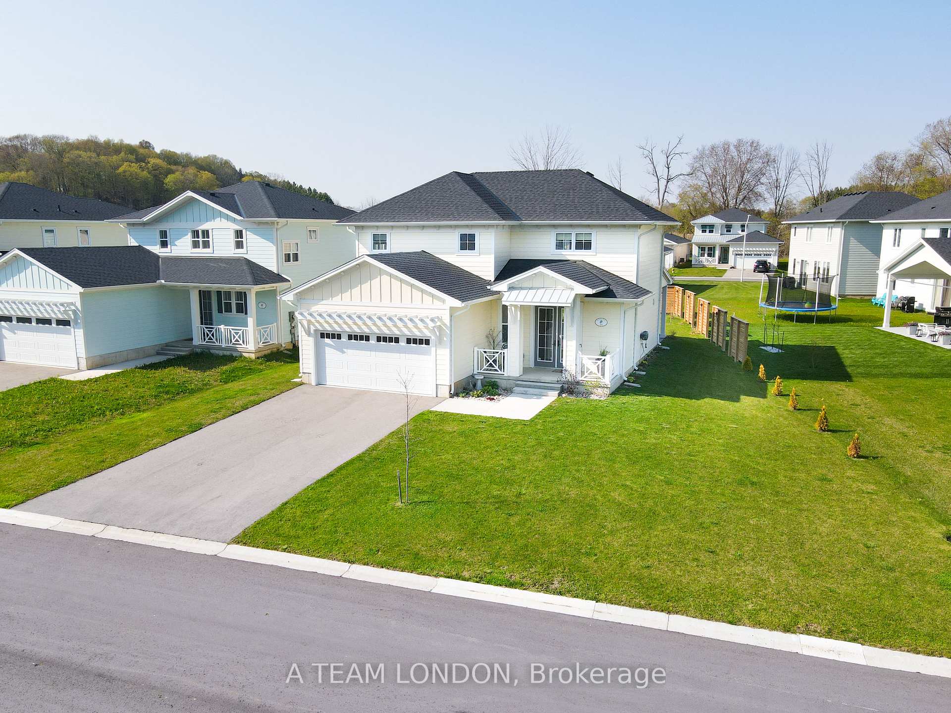 Photo 5 of 35 Regatta Way, Central Elgin, Rural Central Elgin — HOMEH