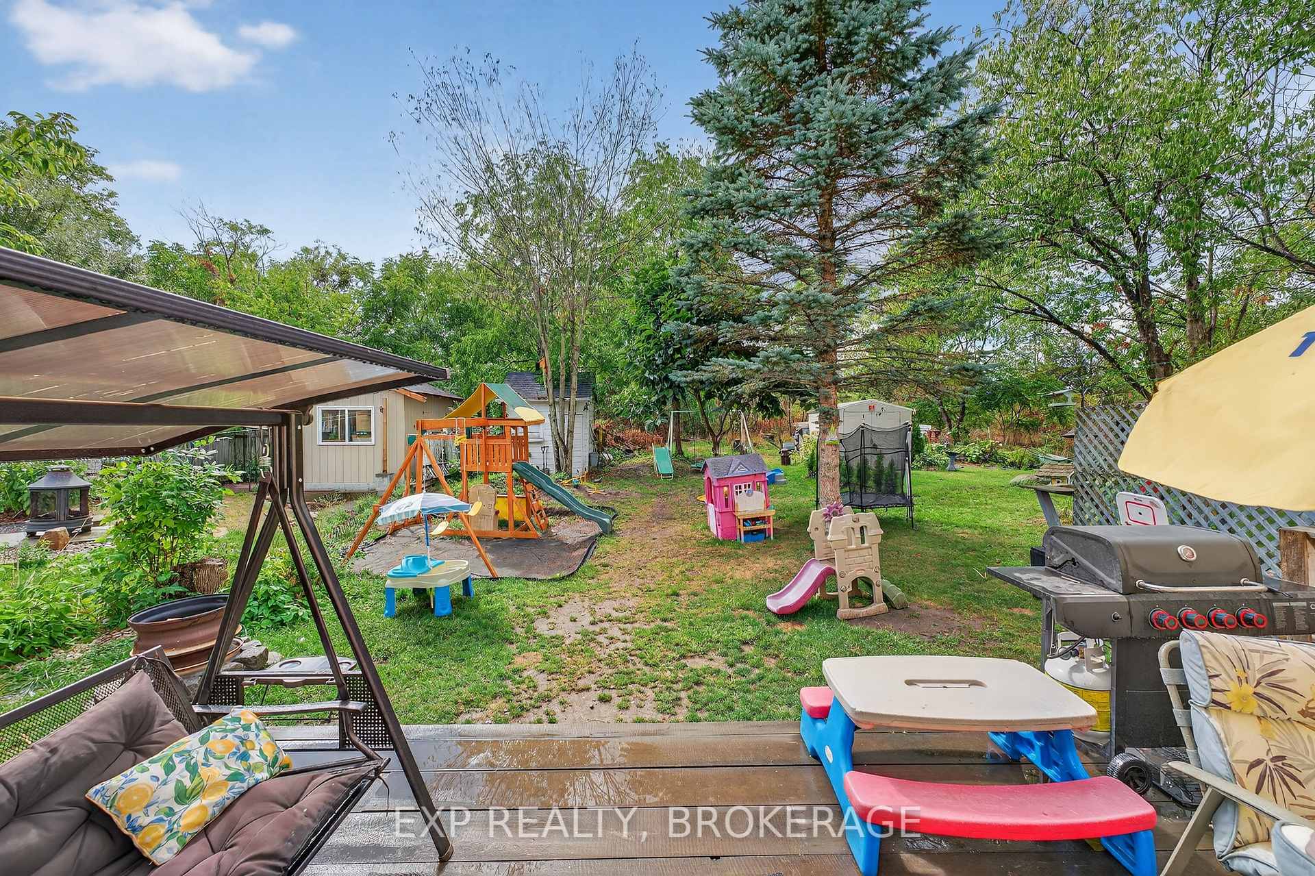 Photo 20 of 122 Birch Street, Gananoque — HOMEH
