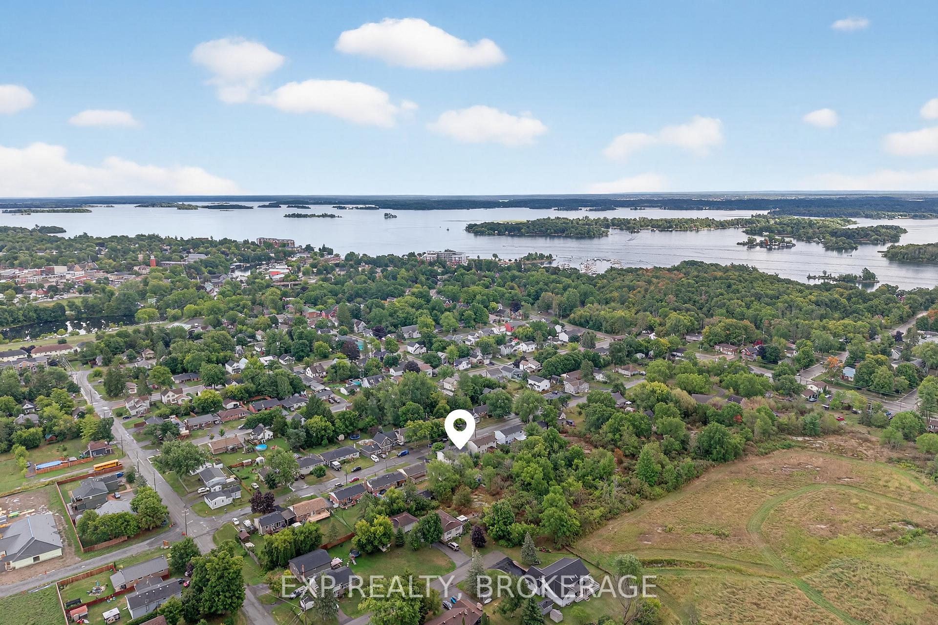 Photo 26 of 122 Birch Street, Gananoque — HOMEH
