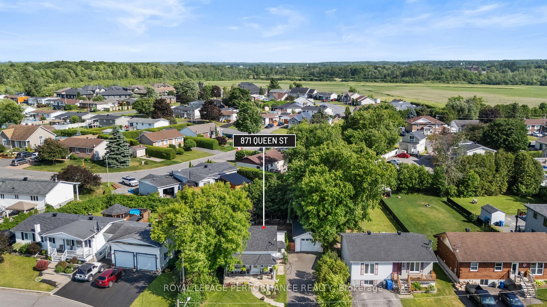 Photo 32 of 871 Queen Street, Champlain, L'Orignal — HOMEH