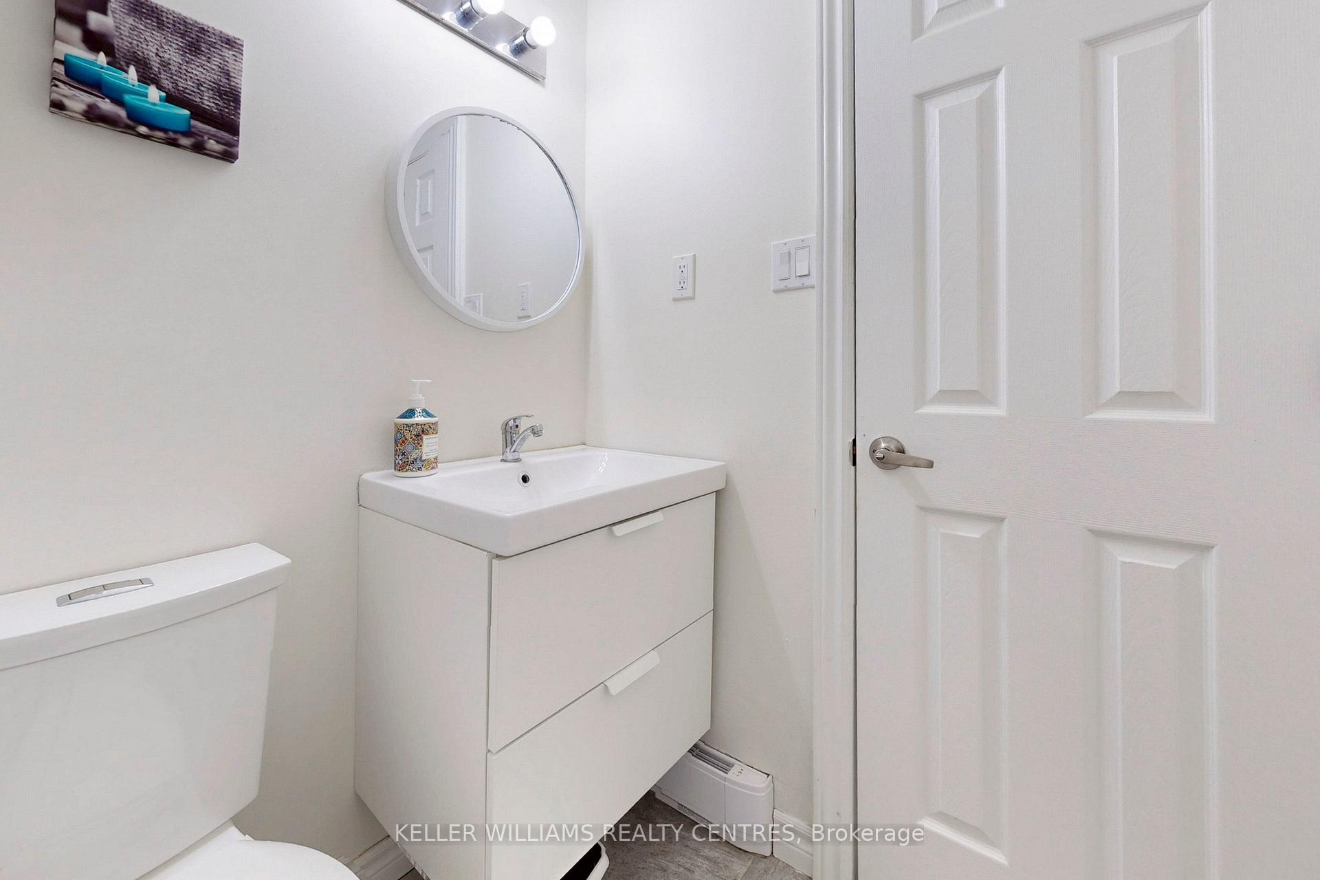 Photo 21 of Unit 85, 237 Milestone Crescent, Aurora, Aurora Village — HOMEH
