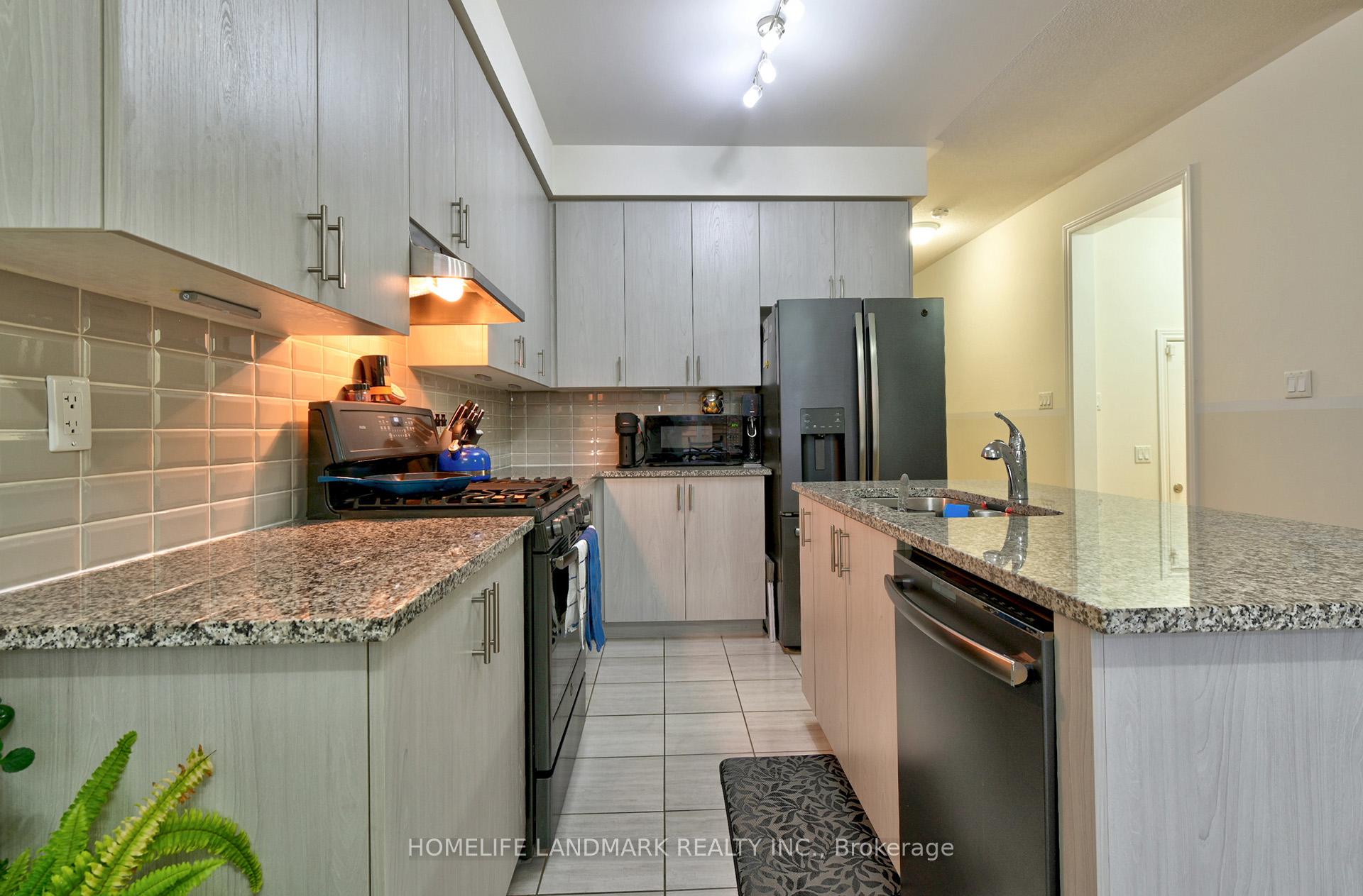 Photo 10 of 84 Workmen's Circle, Ajax, Northwest Ajax — HOMEH