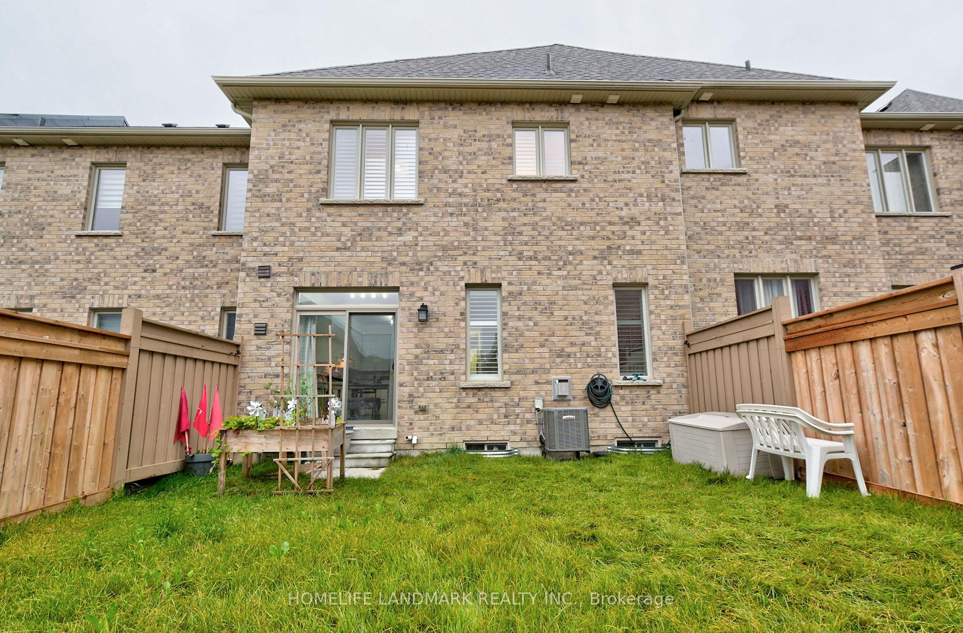 Photo 27 of 84 Workmen's Circle, Ajax, Northwest Ajax — HOMEH
