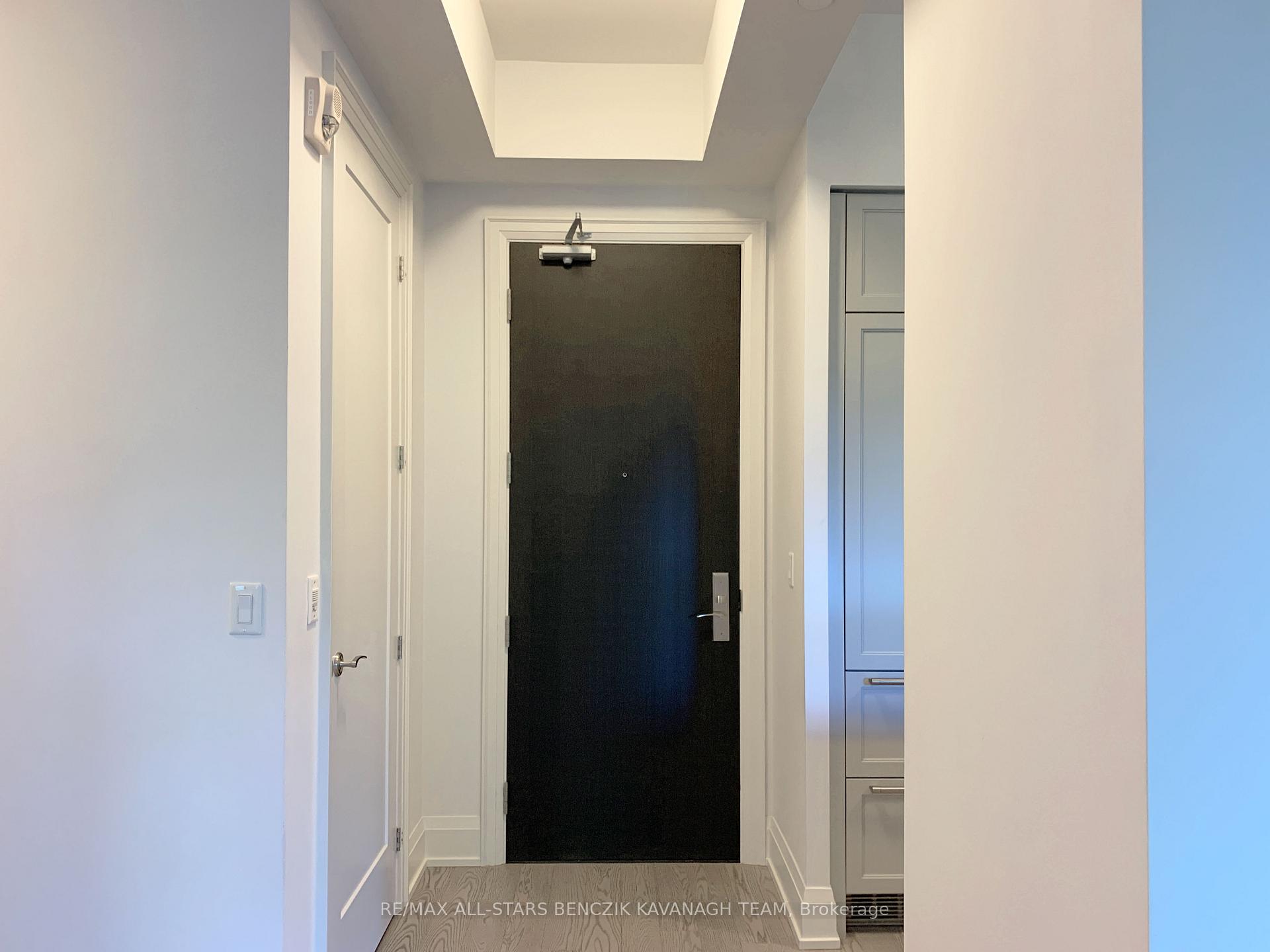Photo 4 of Unit 225, 20 Fred Varley Drive, Markham, Unionville — HOMEH