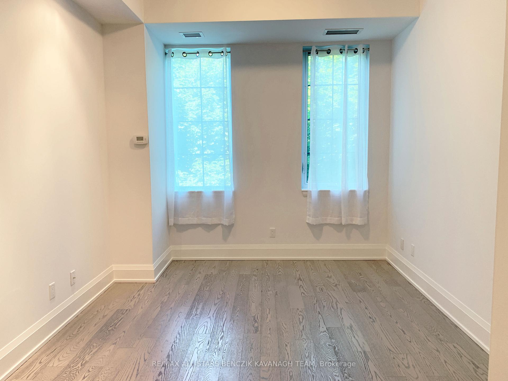 Photo 12 of Unit 225, 20 Fred Varley Drive, Markham, Unionville — HOMEH