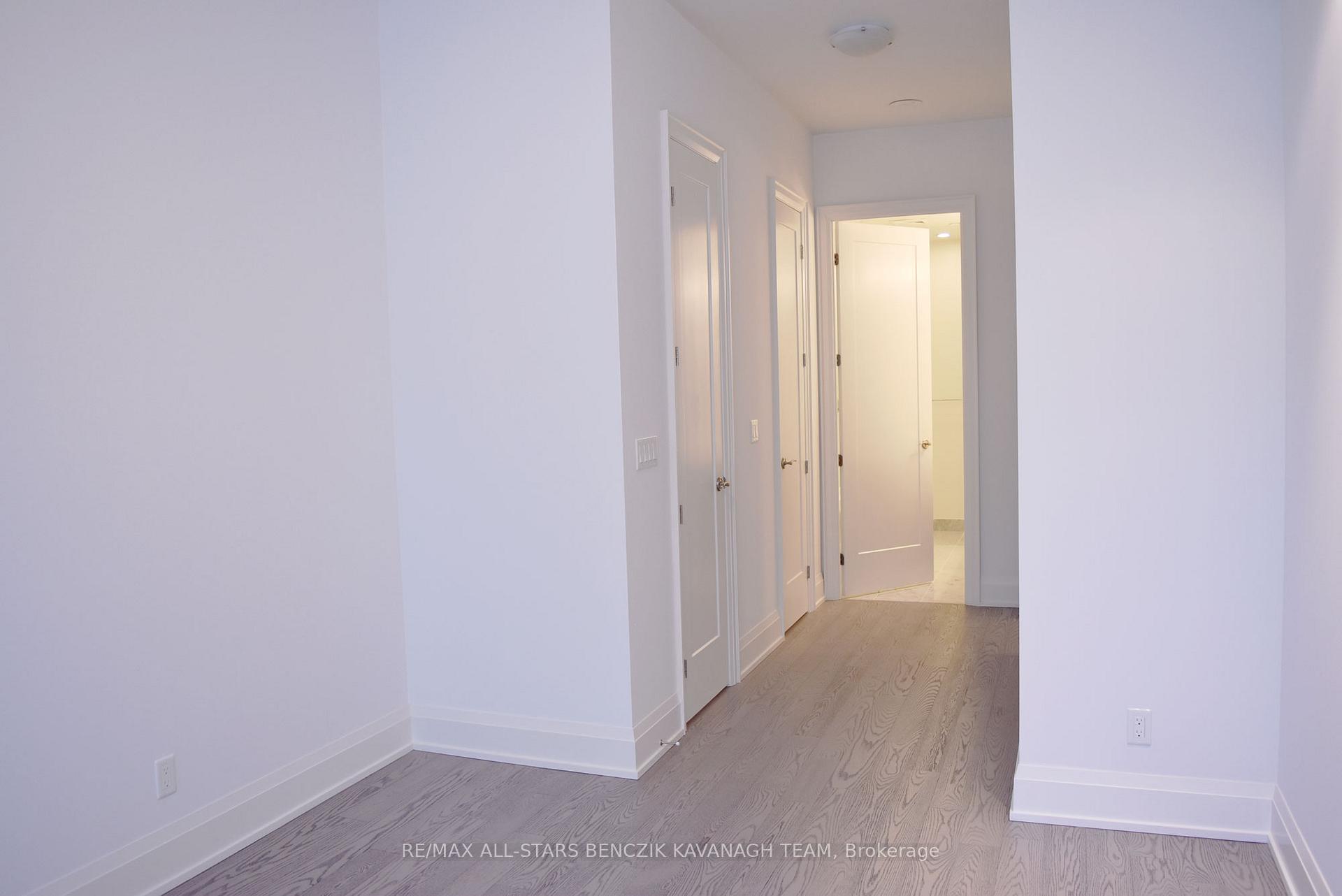 Photo 13 of Unit 225, 20 Fred Varley Drive, Markham, Unionville — HOMEH