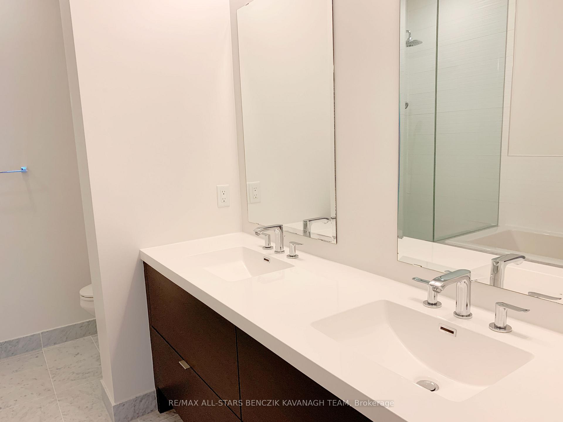 Photo 14 of Unit 225, 20 Fred Varley Drive, Markham, Unionville — HOMEH