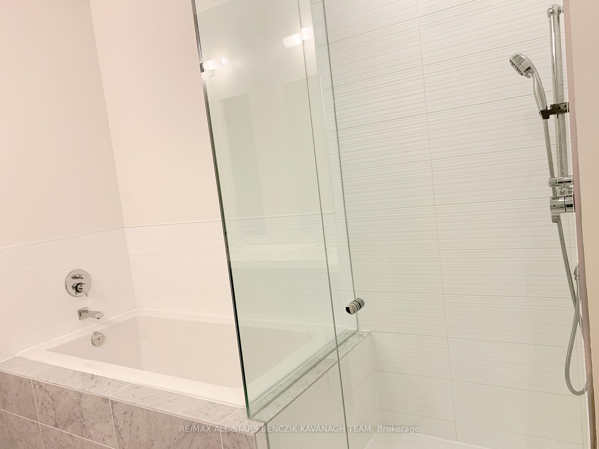 Photo 15 of Unit 225, 20 Fred Varley Drive, Markham, Unionville — HOMEH