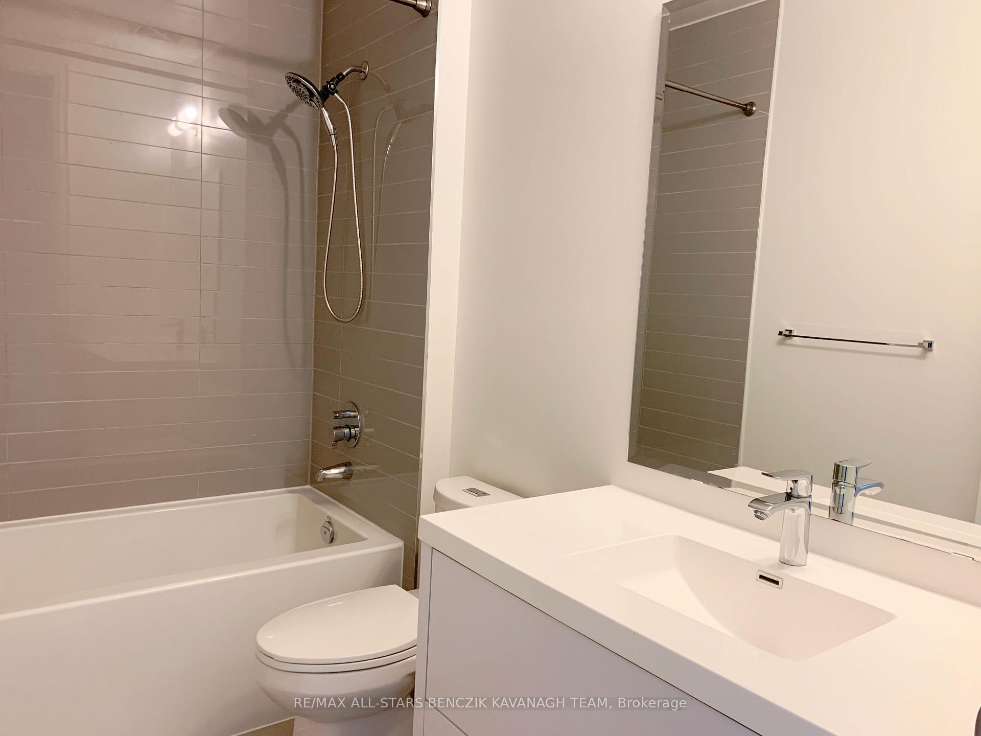 Photo 17 of Unit 225, 20 Fred Varley Drive, Markham, Unionville — HOMEH