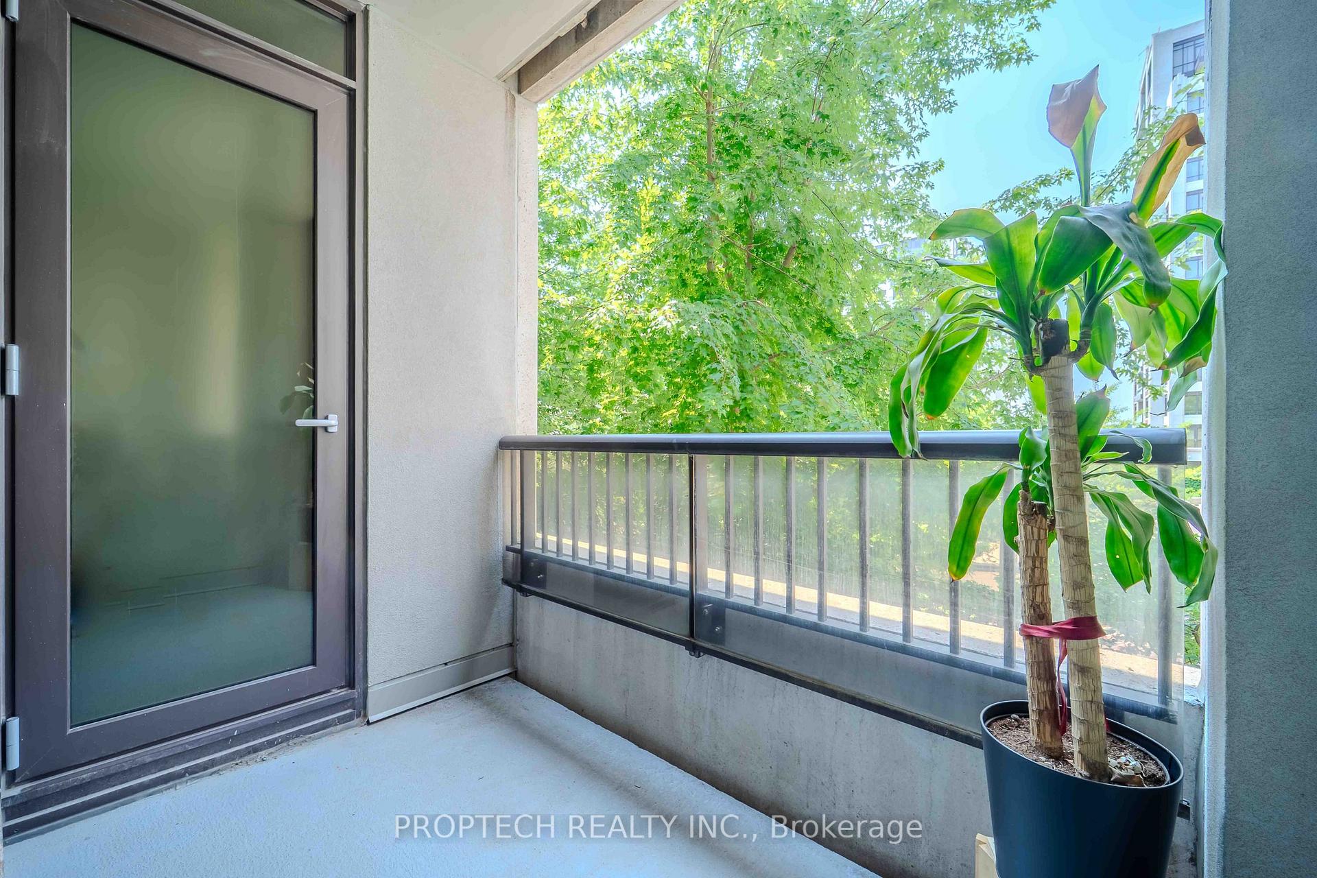 Photo 16 of Unit D320, 33 Clegg Road, Markham, Unionville — HOMEH