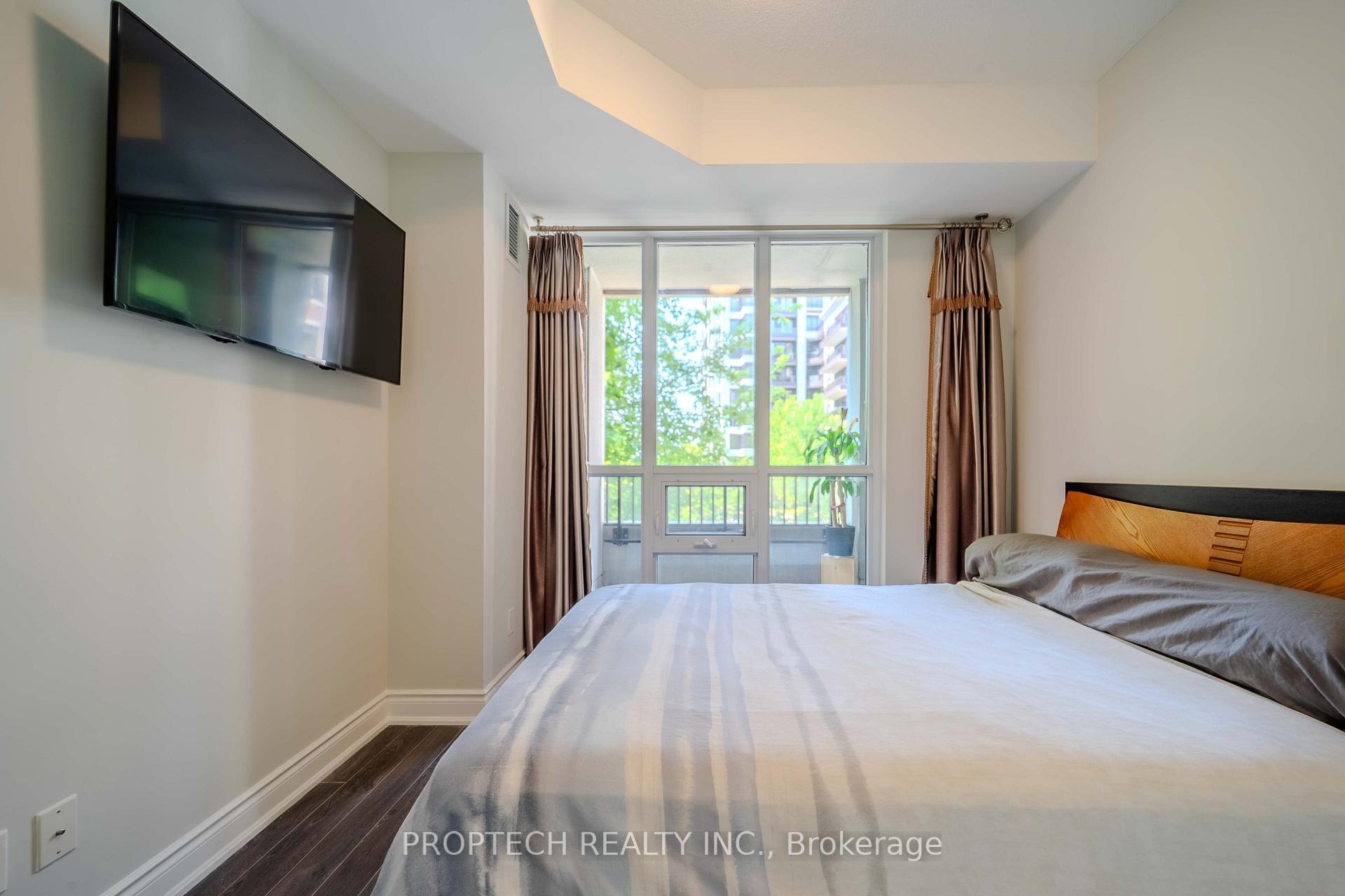 Photo 39 of Unit D320, 33 Clegg Road, Markham, Unionville — HOMEH