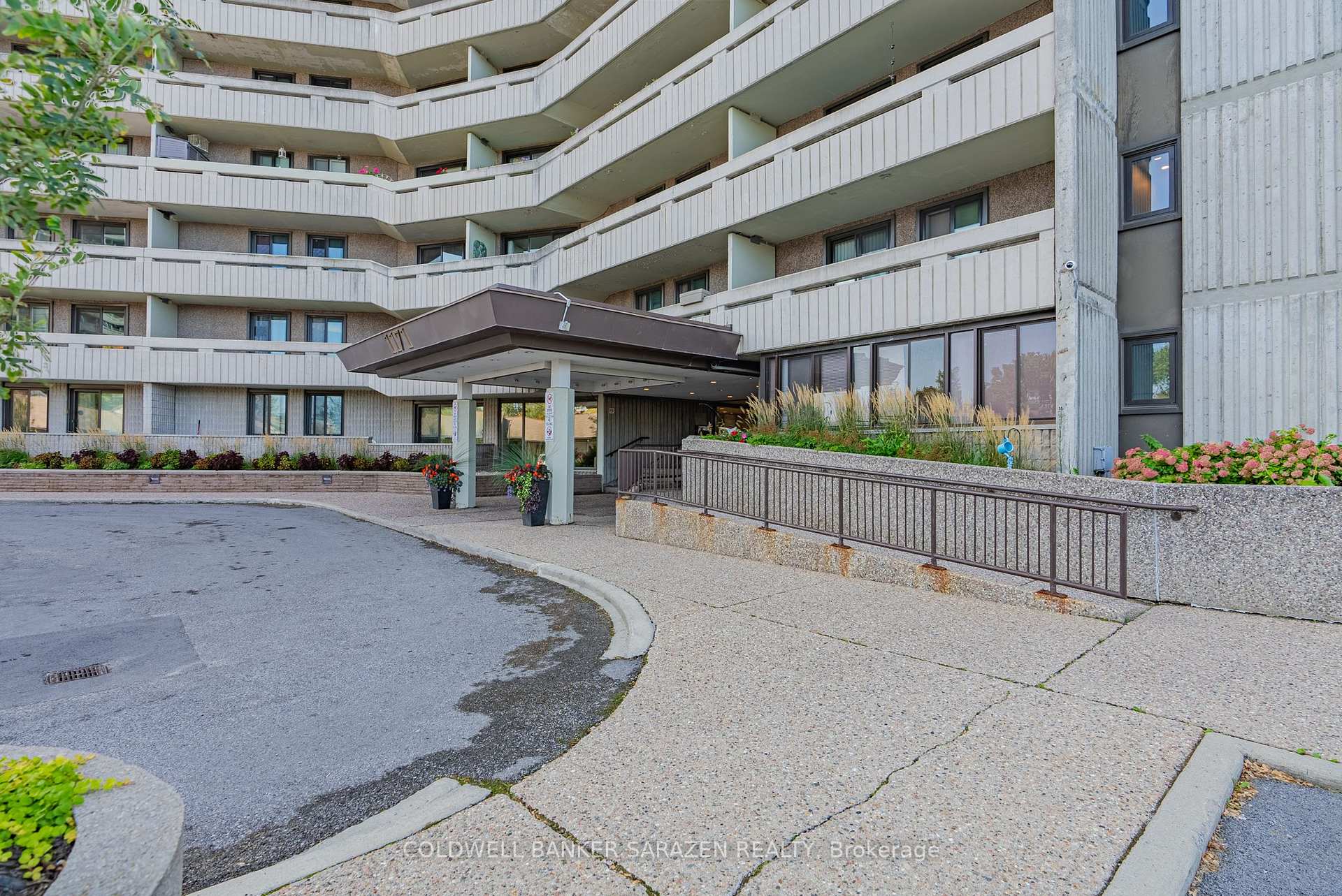 Photo 3 of Unit 1108, 1171 Ambleside Drive, Ottawa, Woodroffe — HOMEH