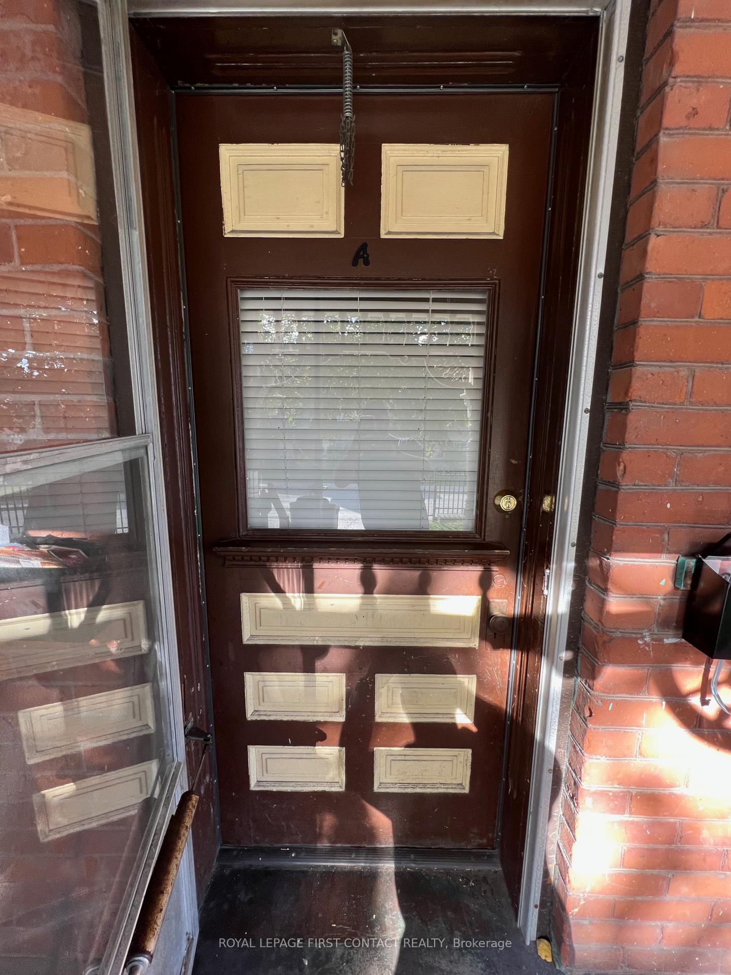 Photo 4 of 228 Bayfield Street, Barrie, Bayfield — HOMEH