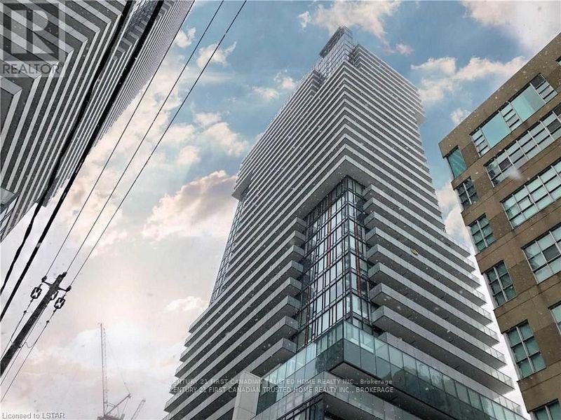 Photo 1 of Unit 3612, 161 Roehampton Avenue, Toronto, Mount Pleasant West — HOMEH