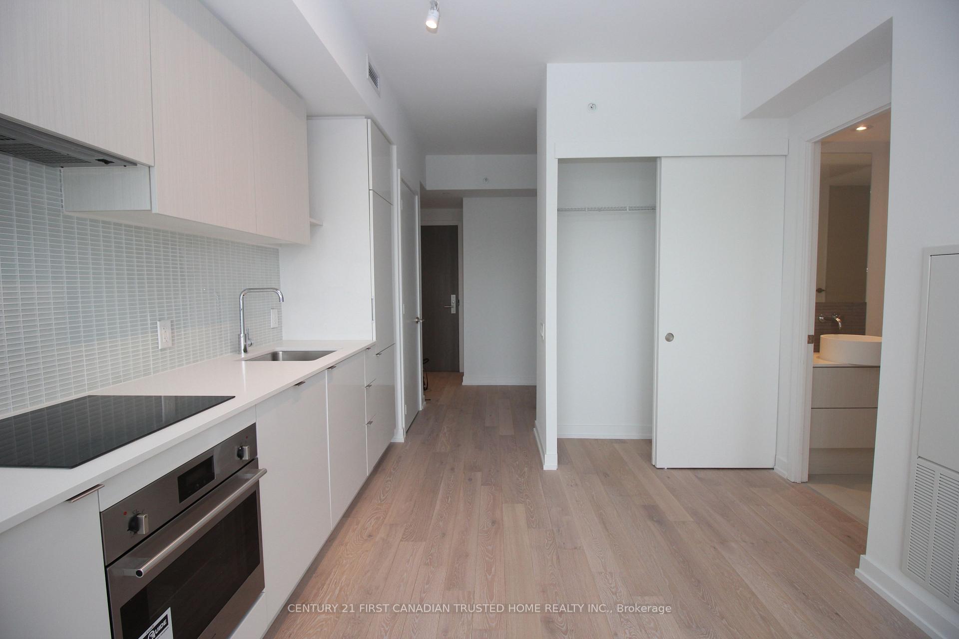 Photo 2 of Unit 3612, 161 Roehampton Avenue, Toronto, Mount Pleasant West — HOMEH