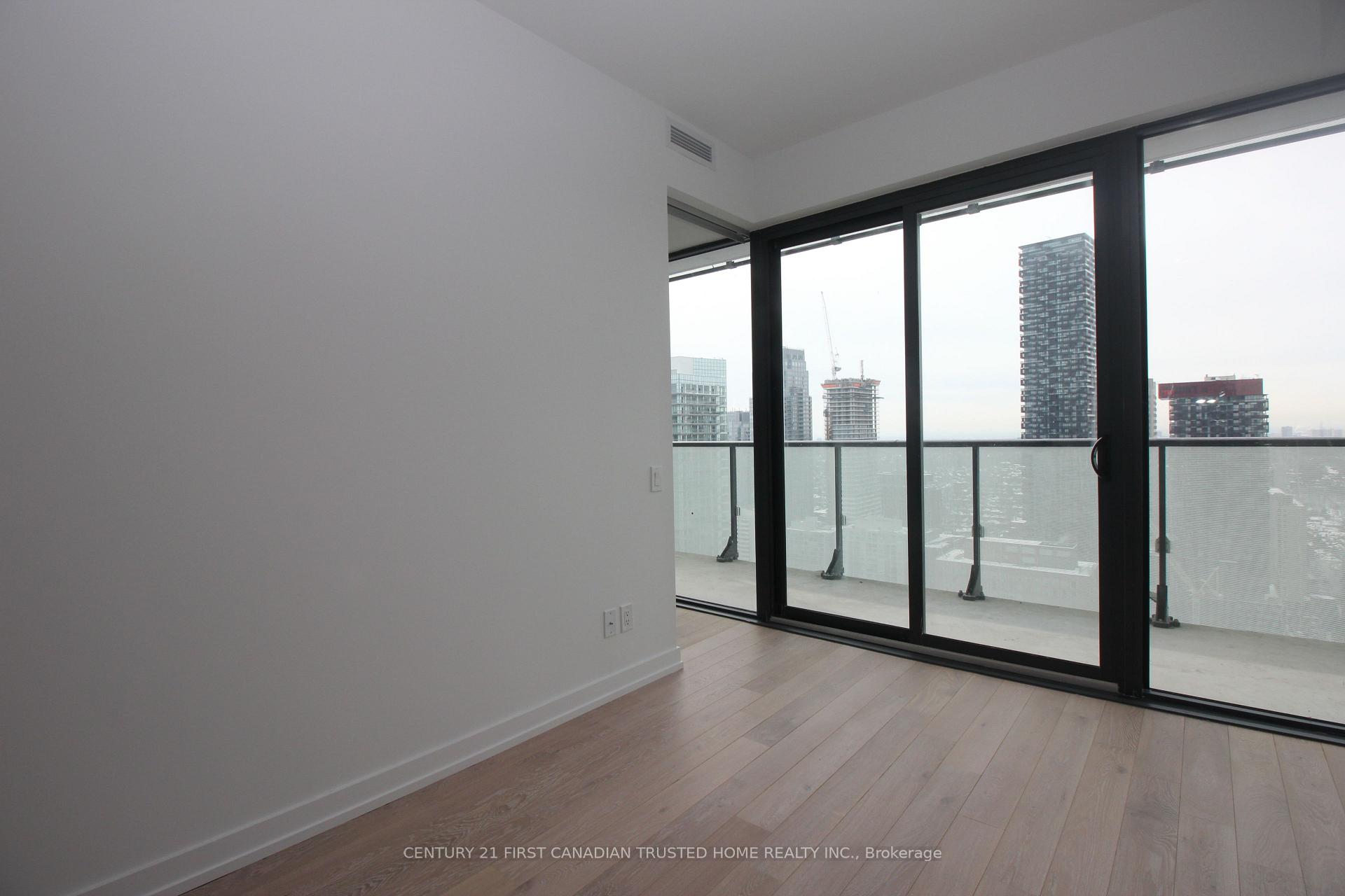 Photo 12 of Unit 3612, 161 Roehampton Avenue, Toronto, Mount Pleasant West — HOMEH