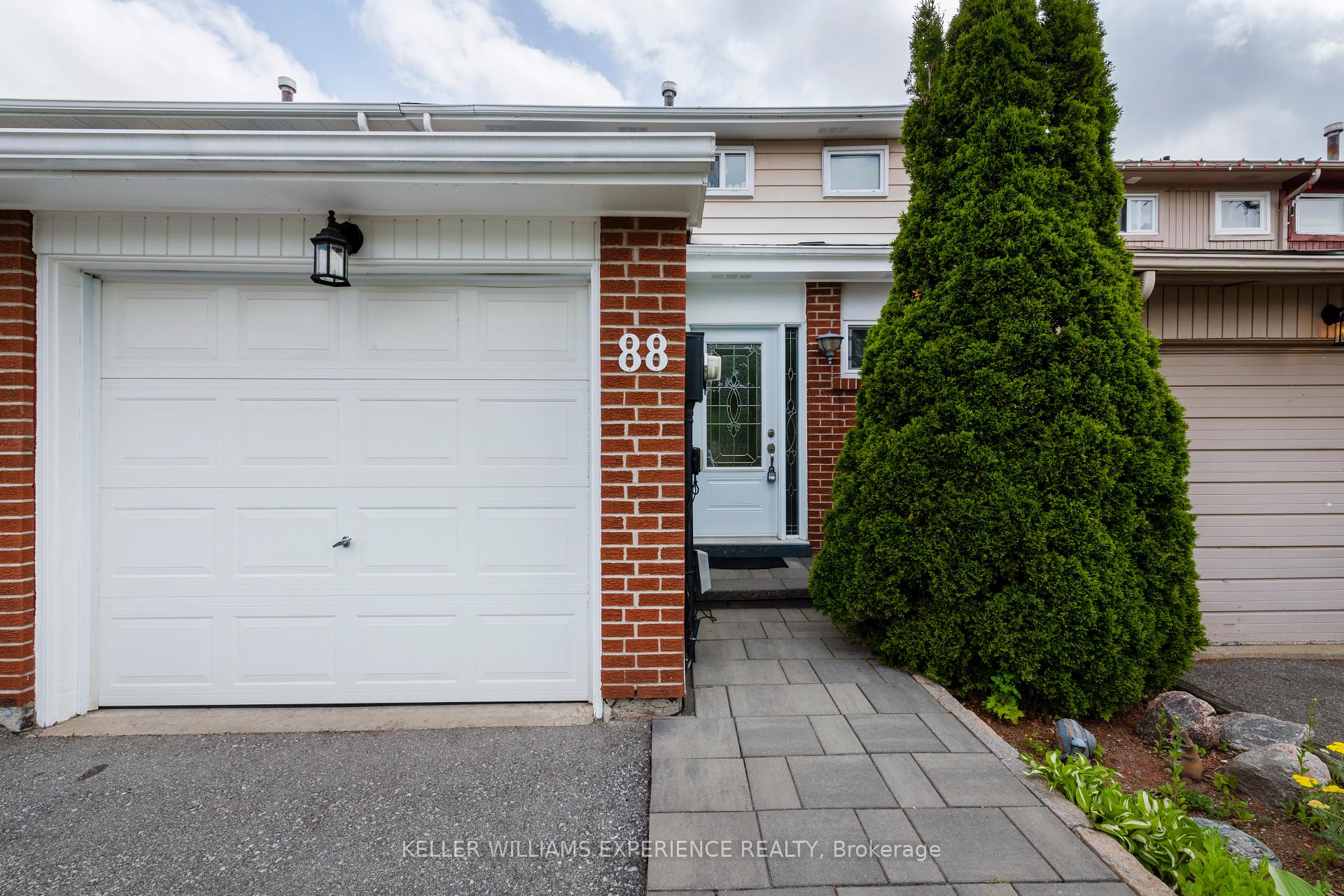 Photo 1 of 88 Chaucer Crescent, Barrie, Letitia Heights — HOMEH