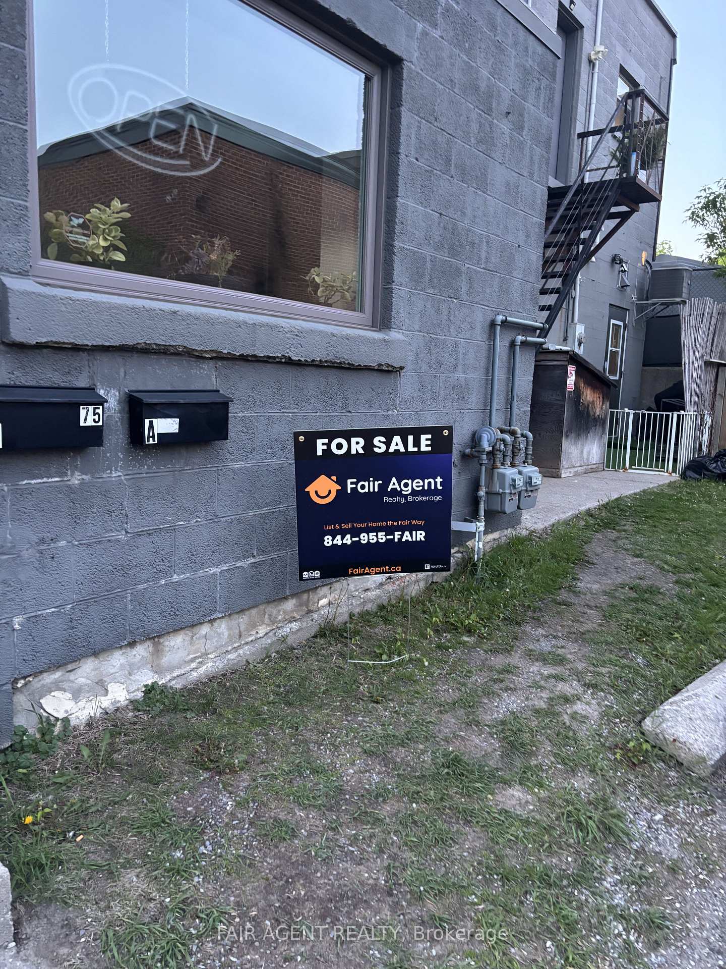 Photo 10 of 75 John Street, Brockville — HOMEH