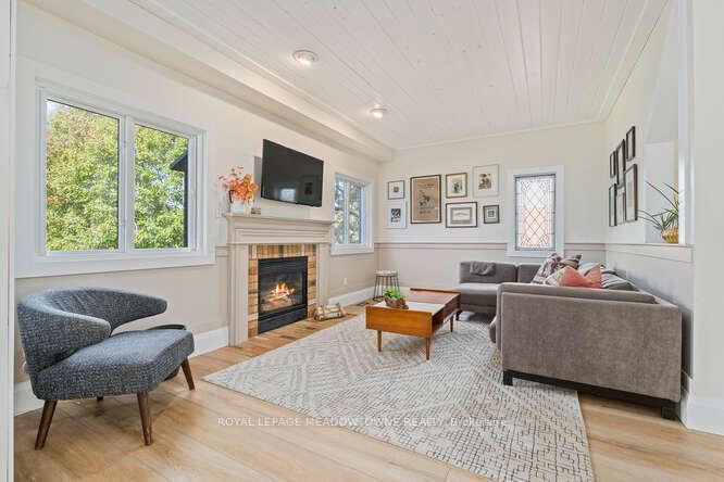 Photo 12 of 18 Mccullogh Drive, Erin, Hillsburgh — HOMEH