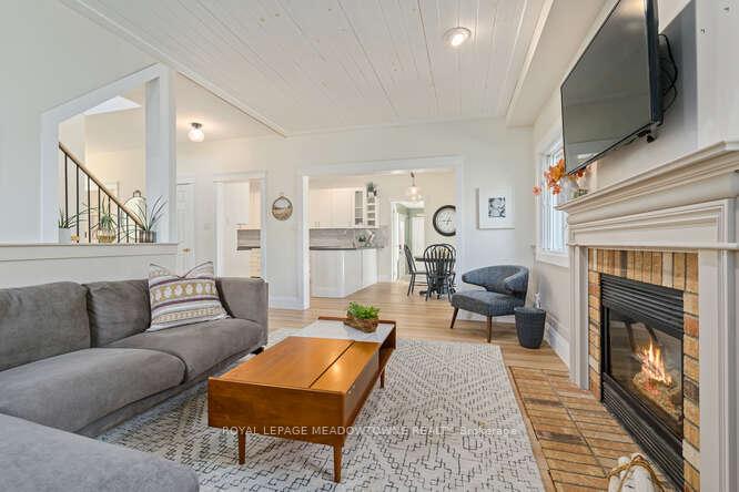 Photo 14 of 18 Mccullogh Drive, Erin, Hillsburgh — HOMEH