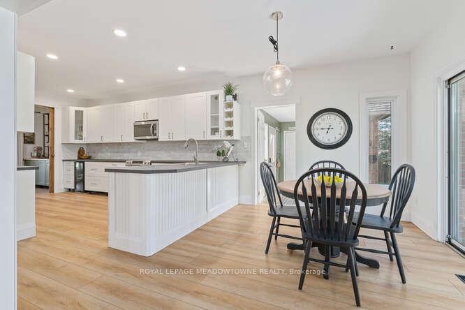 Photo 15 of 18 Mccullogh Drive, Erin, Hillsburgh — HOMEH