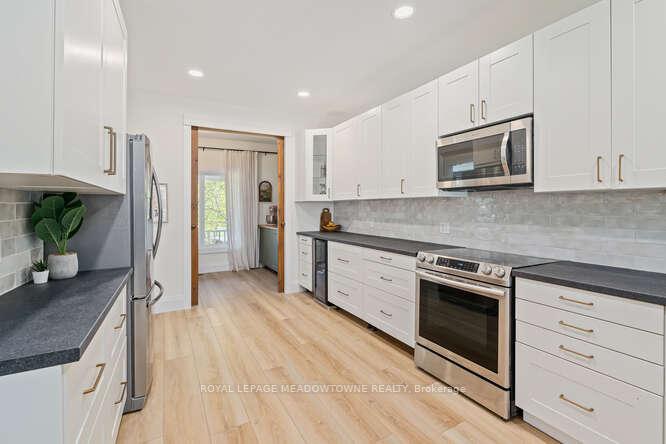 Photo 17 of 18 Mccullogh Drive, Erin, Hillsburgh — HOMEH