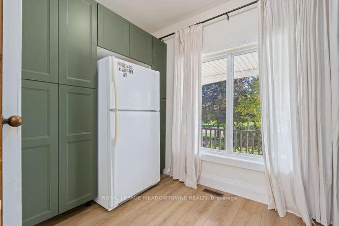 Photo 20 of 18 Mccullogh Drive, Erin, Hillsburgh — HOMEH
