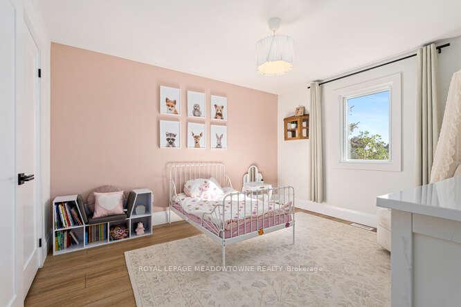 Photo 33 of 18 Mccullogh Drive, Erin, Hillsburgh — HOMEH