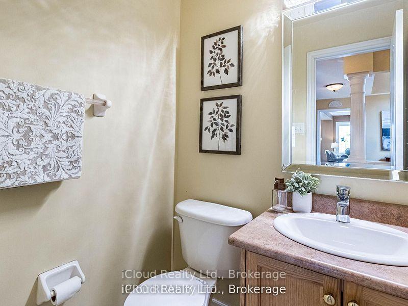 Photo 9 of 329 Ellwood Drive W, Caledon, Bolton West — HOMEH