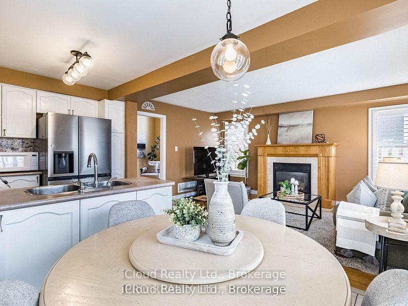 Photo 15 of 329 Ellwood Drive W, Caledon, Bolton West — HOMEH