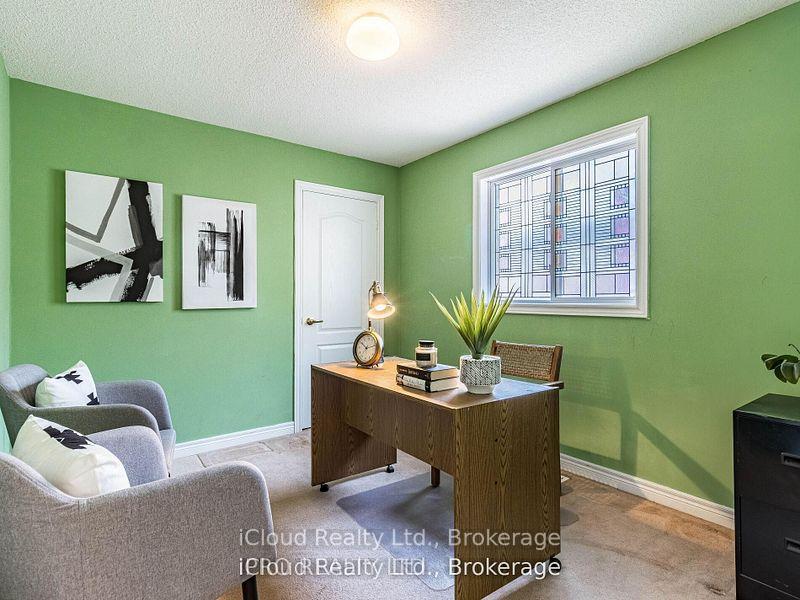 Photo 26 of 329 Ellwood Drive W, Caledon, Bolton West — HOMEH