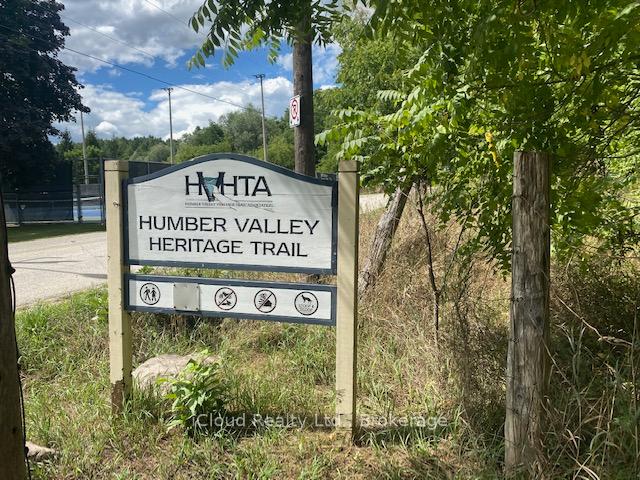 Photo 44 of 329 Ellwood Drive W, Caledon, Bolton West — HOMEH